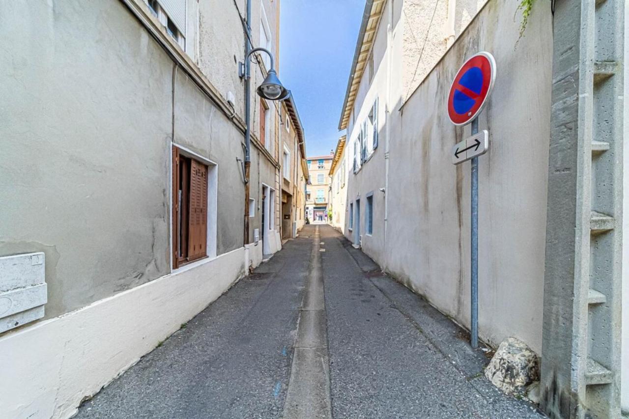 Cozy Studio Near Lyon Сен-Фуа-ле-Льон Экстерьер фото